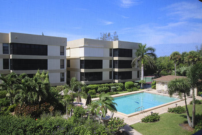 A Three Bedroom Condo  Sanibel Island A Great Beach Location